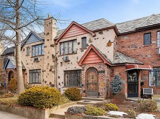 4547 193rd St, Flushing, NY 11358