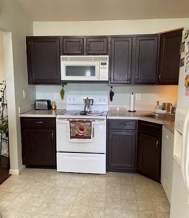 5th image of 152 Brookland Ct APT 11