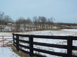 2695 Pine Grove Rd, Paris, KY 40361