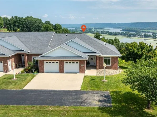 123 Royal Oaks Ct, Guttenberg, IA 52052