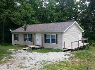 7963 S Garrity Rd, Seymour, IN 47274