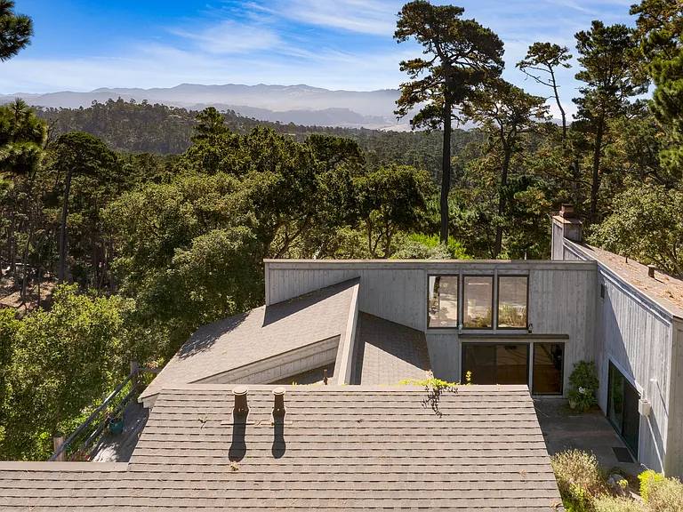 4120 Pine Meadows Way — Photo 38