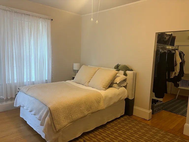 1110 Beacon St #1C — Photo 7