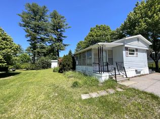River Pines, Nashua, NH 03062