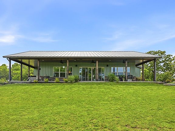 3rd image of 11830 Farm Road 1195