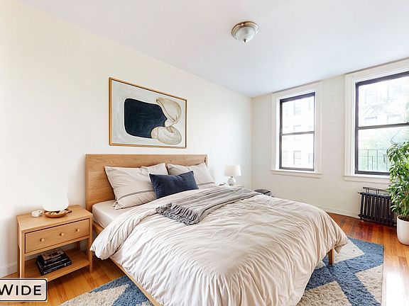 2nd image of 610 W 164th St APT 21