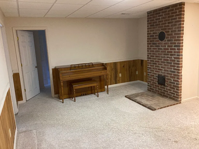 163 Hickory Ln — Photo 18