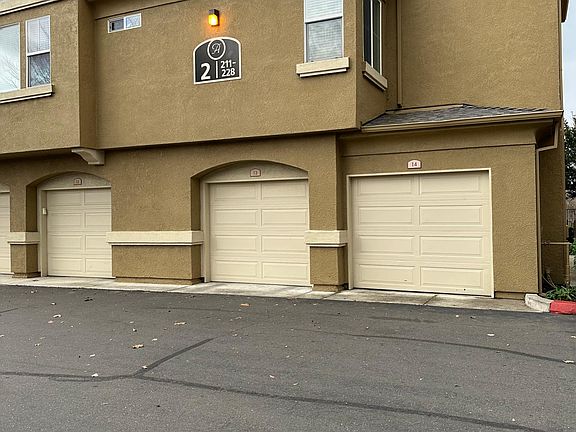 5th image of 1900 Danbrook Dr Unit 225