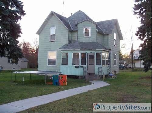 1st image of 605 8th St SW