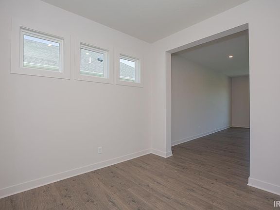 3rd image of 4836 Haventree Dr