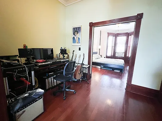 Rented by Corcoran | media 4