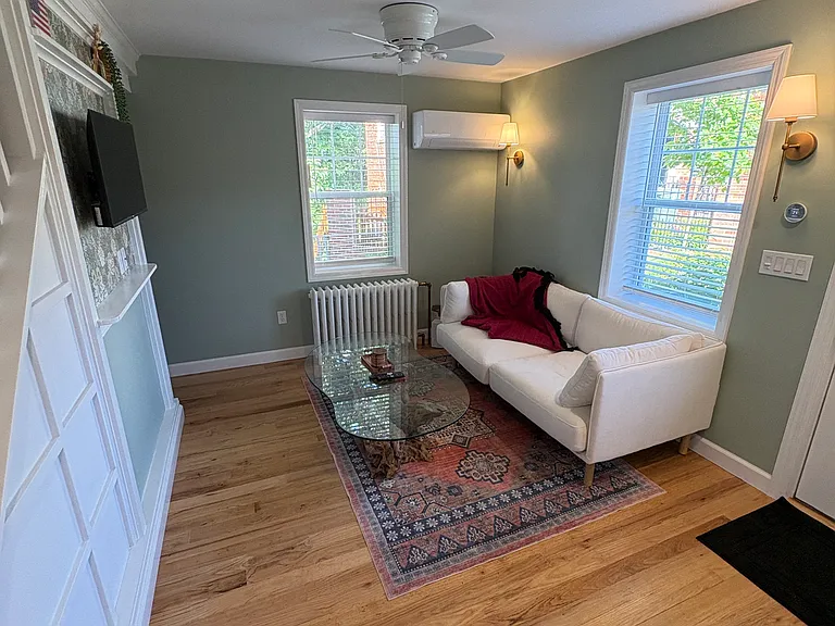 2444 S Oakland St — Photo 10