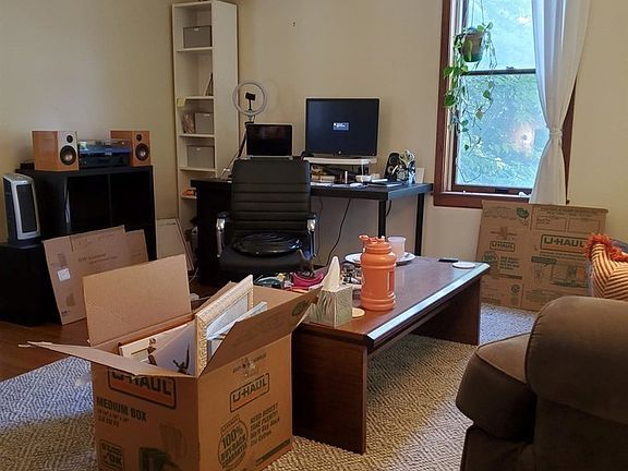 3rd image of 320 S Huron St APT 1