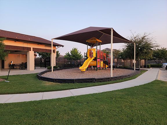 5th image of 6005 Royal Gorge Dr