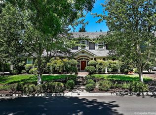 3953 Bass Ln, Lake Oswego, OR