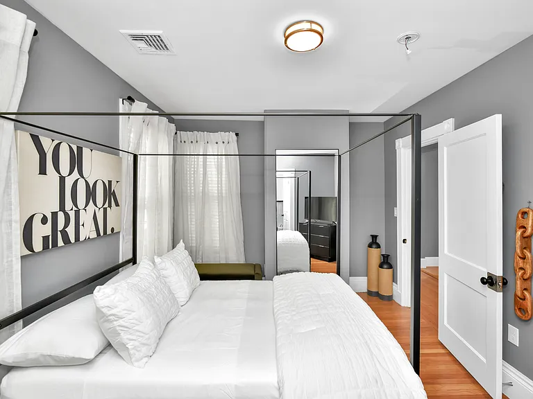 10 Pierce Ave #2 — Photo 26
