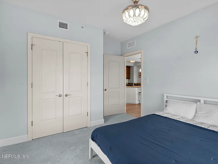 525 3rd St N #301 — Photo 35