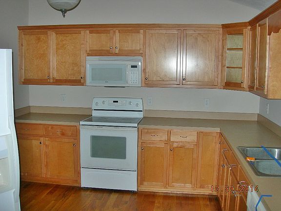 3rd image of 113 Deer Creek Dr