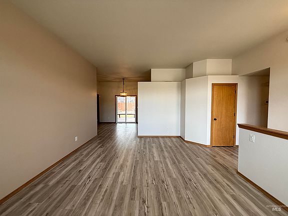 2nd image of 6169 N Portsmouth Ave