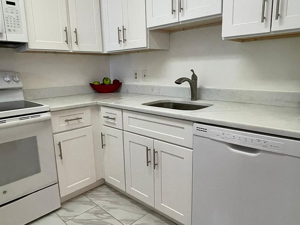1st image of 2111 Wisconsin Ave NW APT 418