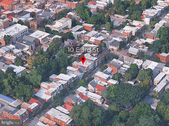 2nd image of 10 E 3rd St