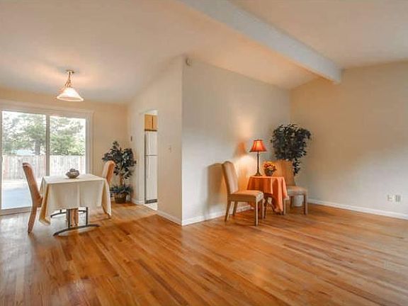 2nd image of 232 163rd Pl SE
