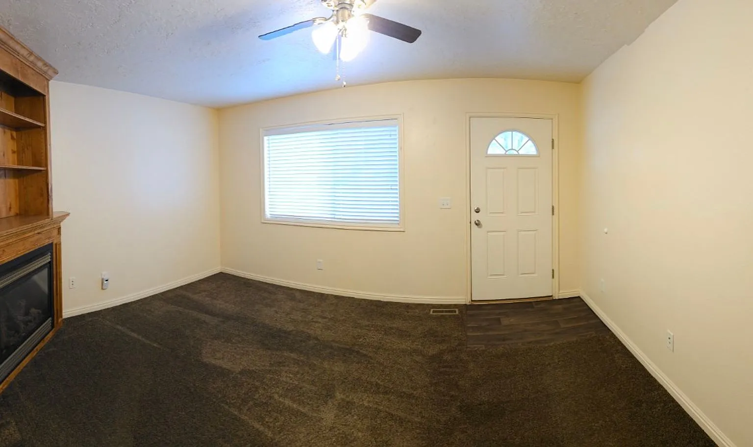 2 bed, 1.5 bath townhome in The Meadows — Photo 4