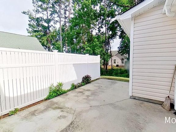 3rd image of 1539 Honeybee Ln
