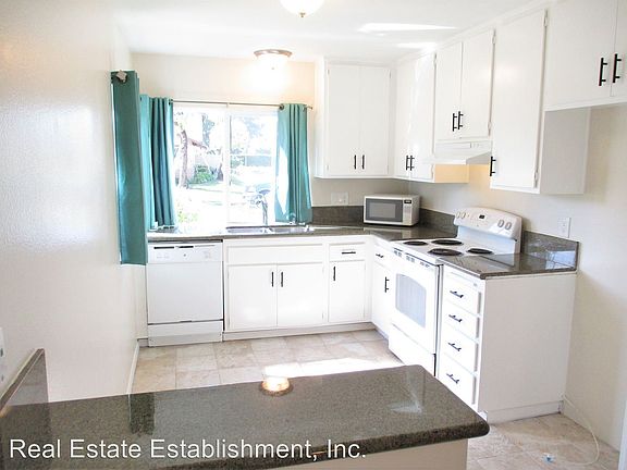 4th image of 1766 N Willow Woods Dr Unit A