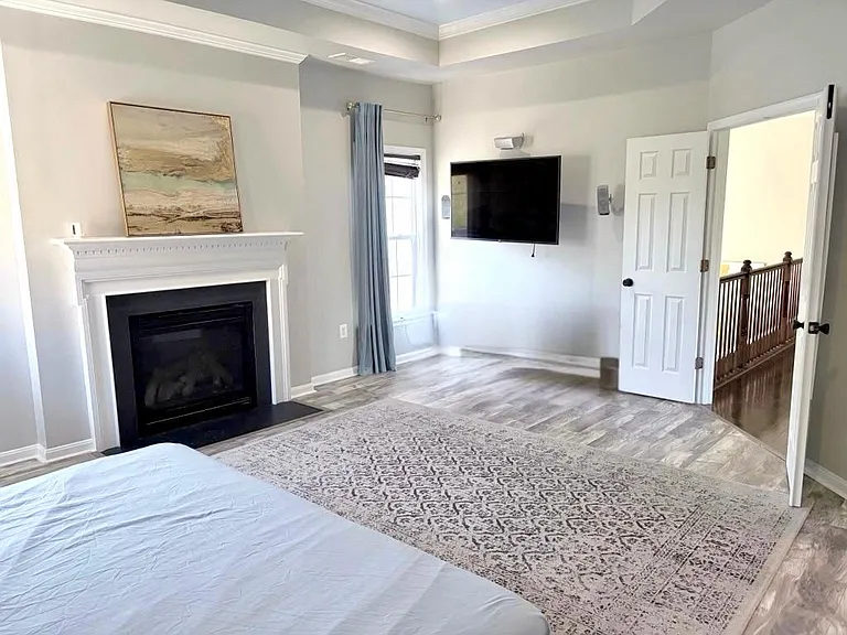 primary bedroom