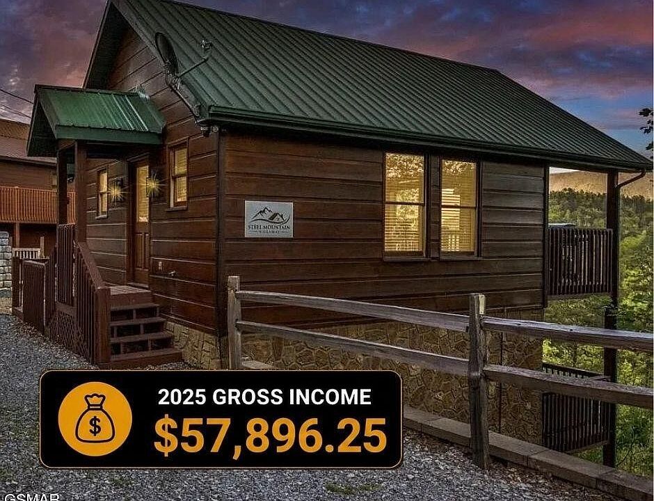 1st image of 2633 Raccoon Hollow Way