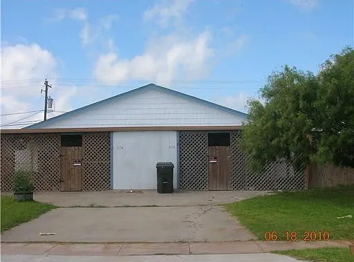 317 Easy St #B — Photo 1