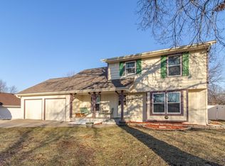 2506 SW Ashworth Pl, Topeka, KS 66614