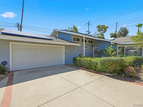 4th image of 8087 Blue Lake Dr
