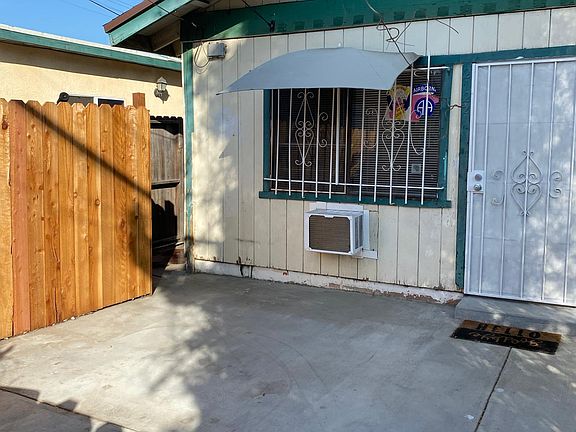 4th image of 21221 Valerio St