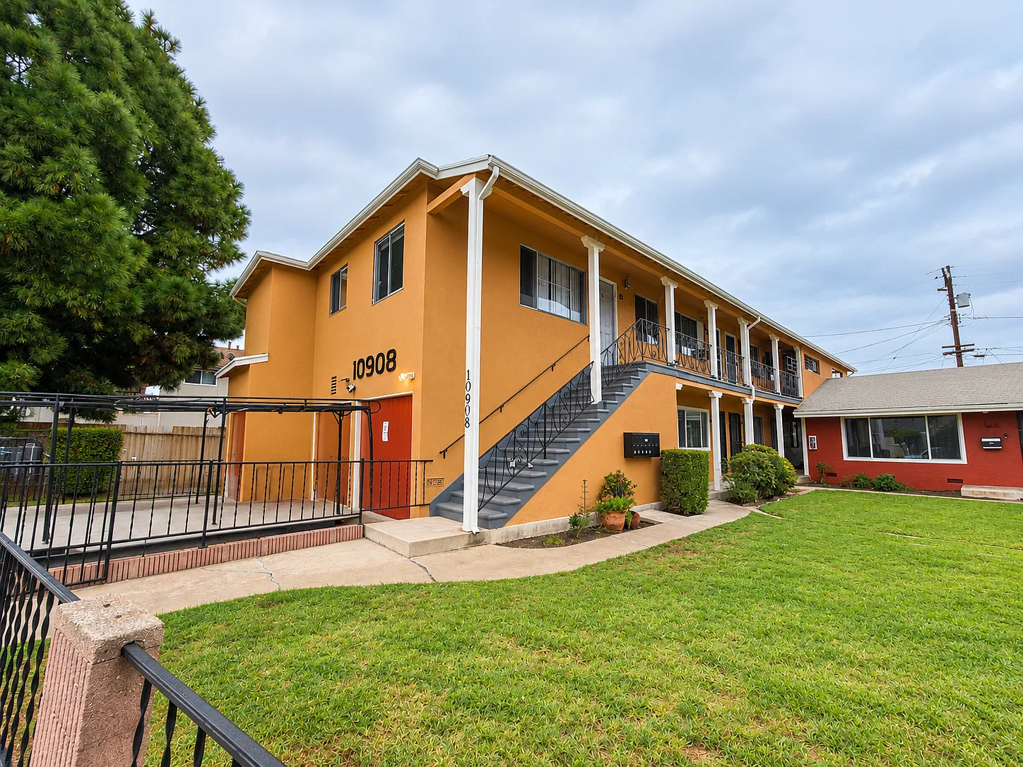 10908 Leffingwell Rd — Photo 3