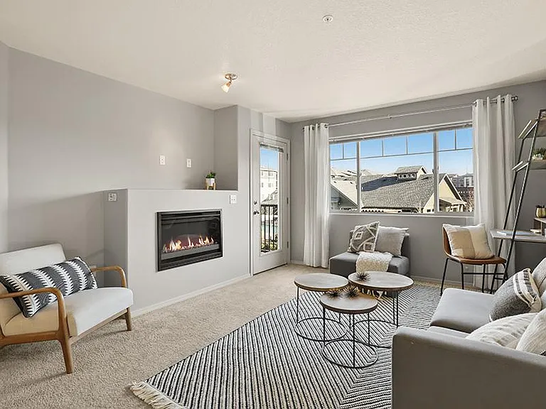 Sunridge Terrace — Photo 1