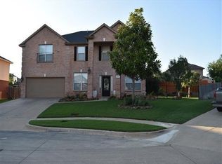 6 Camden Ct, Mansfield, TX 76063