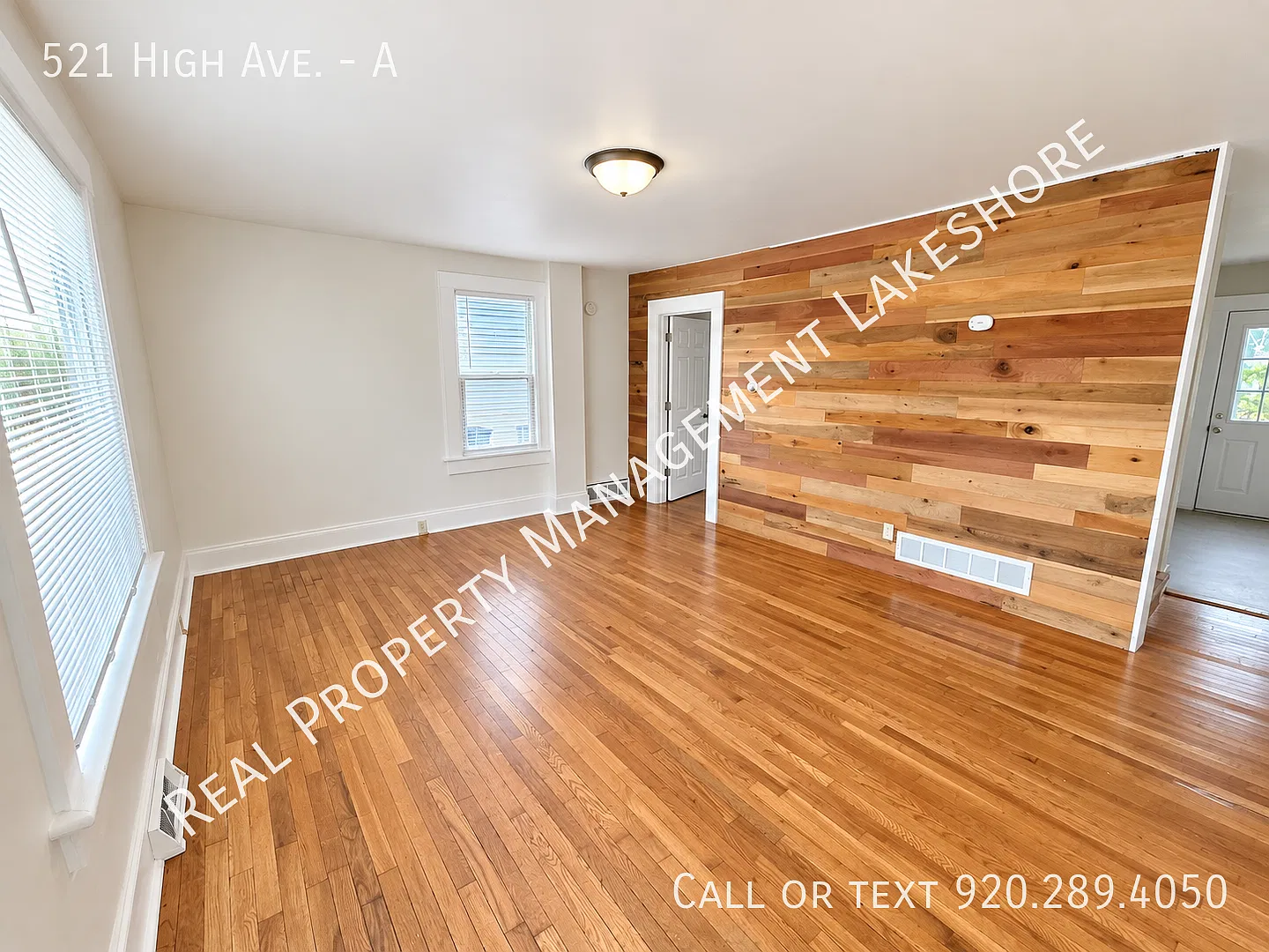 Bright & Spacious 3-Bedroom Home Near UWOshkosh + Flexible Office/4th Bedroom — Photo 4