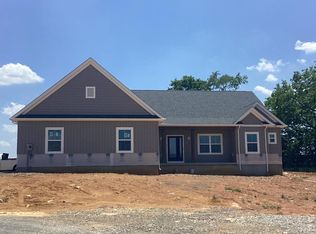 8638 Regal Dr, Mercersburg, PA