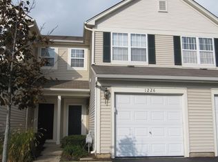 1226 Brookdale Dr, Carpentersville, IL 60110