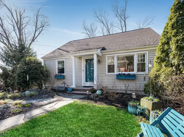 18 Barker Ave, Hawthorne Boro, NJ 07506