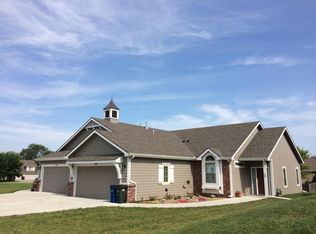 4408 Freedom Creek Dr, Lawrence, KS 66049