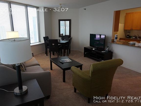 5th image of 400 N Lasalle St Unit 3207