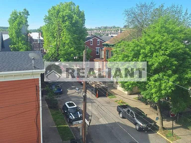 424 Emma St #301 — Photo 10