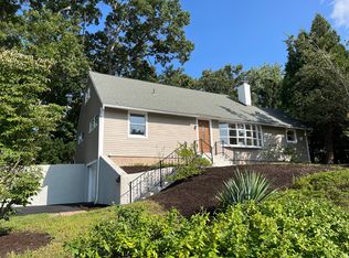 15 Welch Dr, Enfield, CT 06082