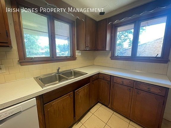 5th image of 22 Constance Ln APT 1