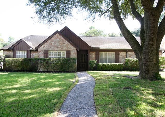 1st image of 5935 Lodge Creek Dr