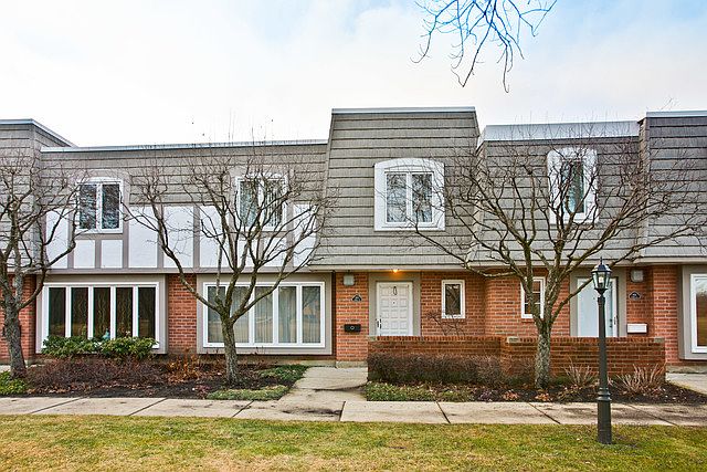 1st image of 664 Lyons Cir