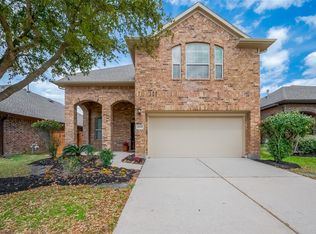 19330 N Cottonwood Green Ln, Cypress, TX 77433